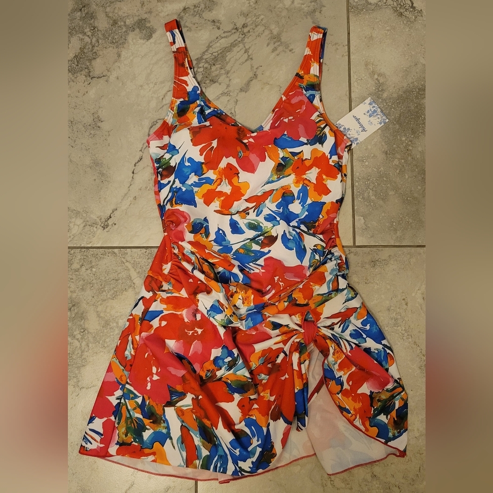 Womens Floral Modest Skirted Swimdress One Piece Swimsuit‎ Sz Med New With Tag
